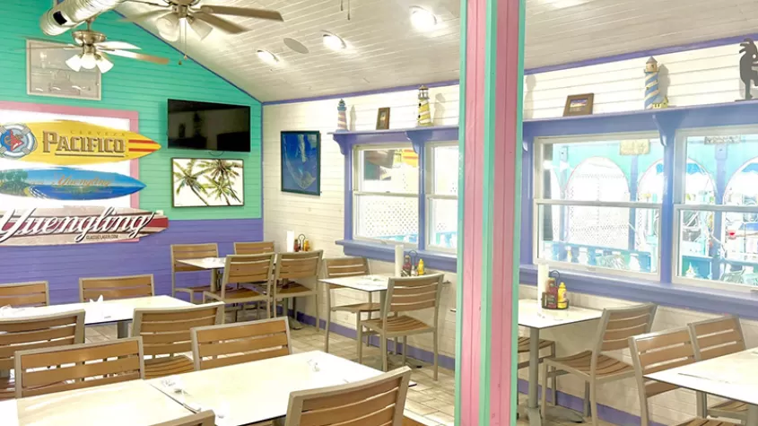 Seating | RC Otter's Island Eats