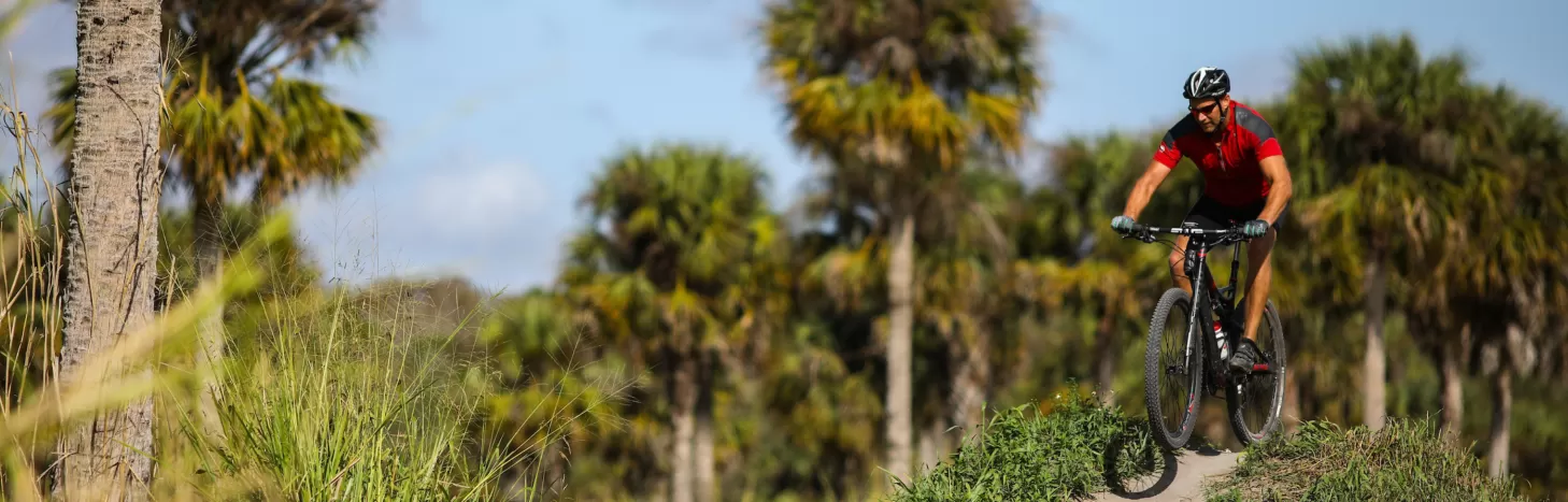 Mountain biking in Caloosahatchee Regional Park